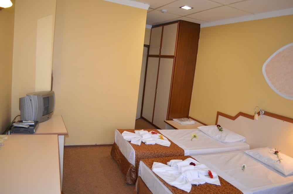 Ayvalik Palas Hotel Екстер'єр фото