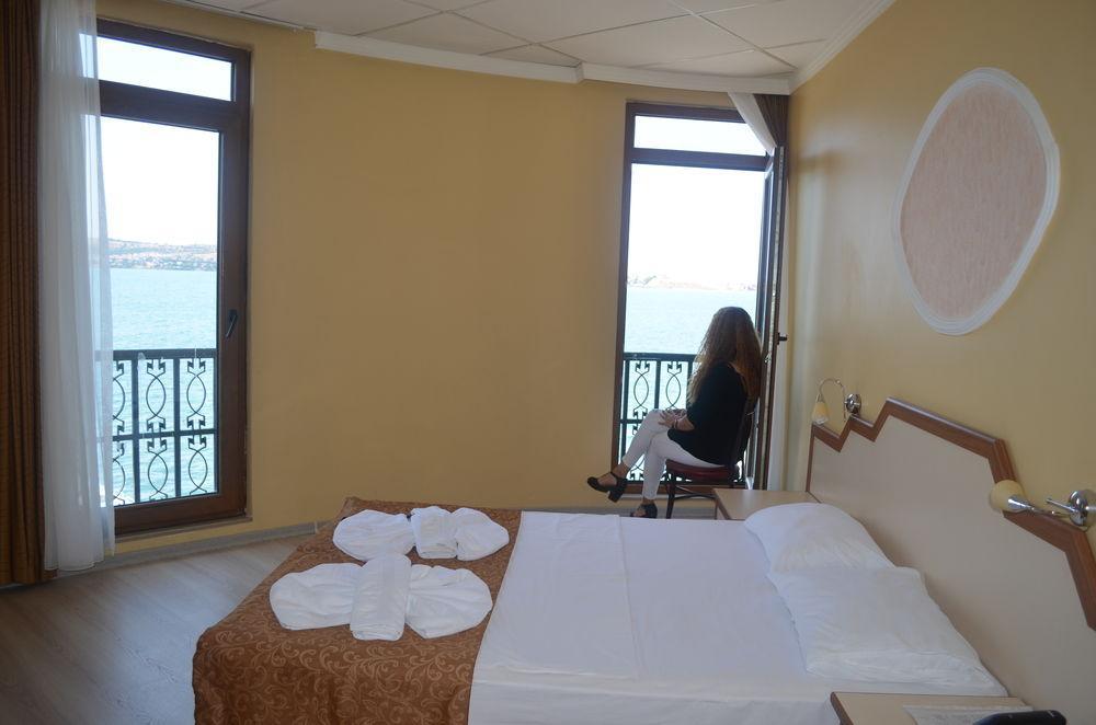 Ayvalik Palas Hotel Екстер'єр фото