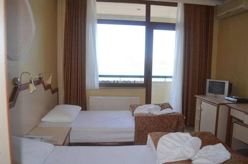 Ayvalik Palas Hotel Екстер'єр фото