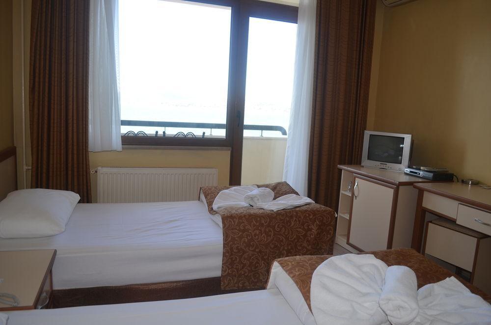 Ayvalik Palas Hotel Екстер'єр фото