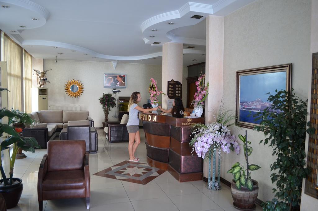 Ayvalik Palas Hotel Екстер'єр фото