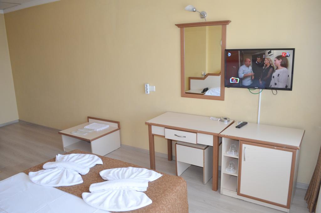 Ayvalik Palas Hotel Екстер'єр фото