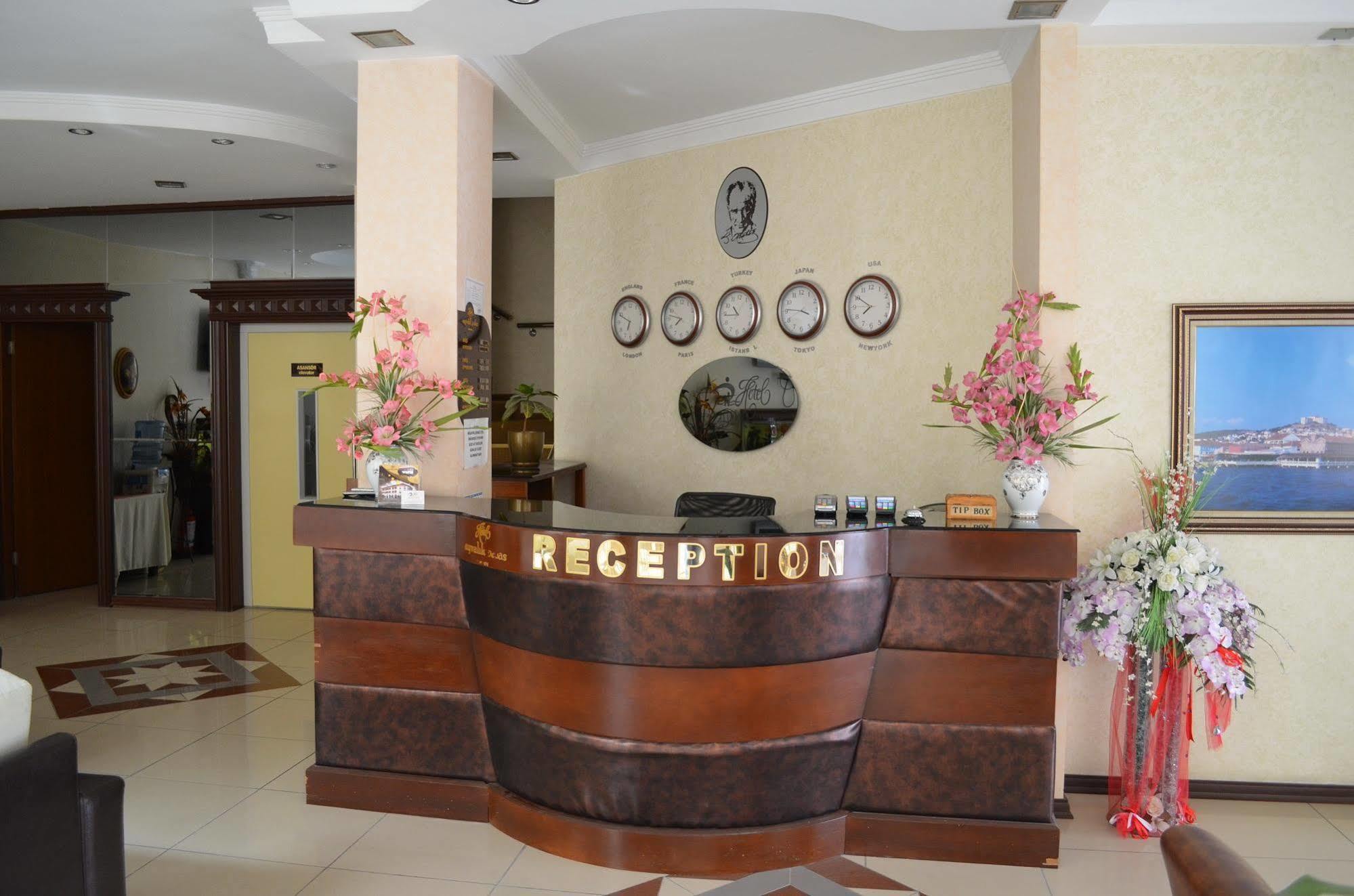 Ayvalik Palas Hotel Екстер'єр фото