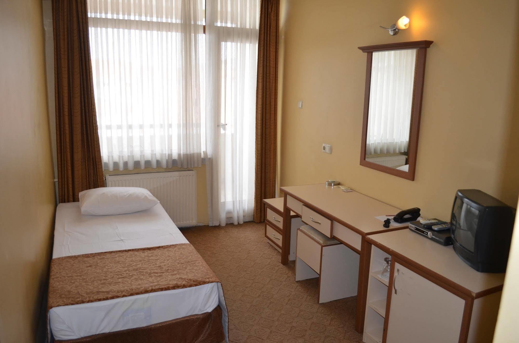Ayvalik Palas Hotel Екстер'єр фото