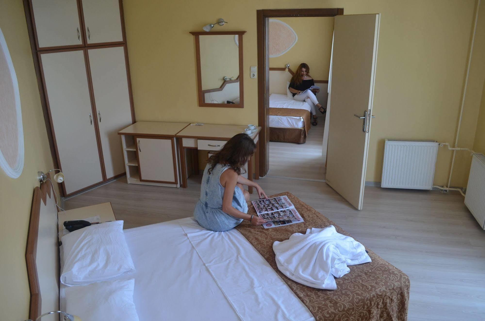 Ayvalik Palas Hotel Екстер'єр фото