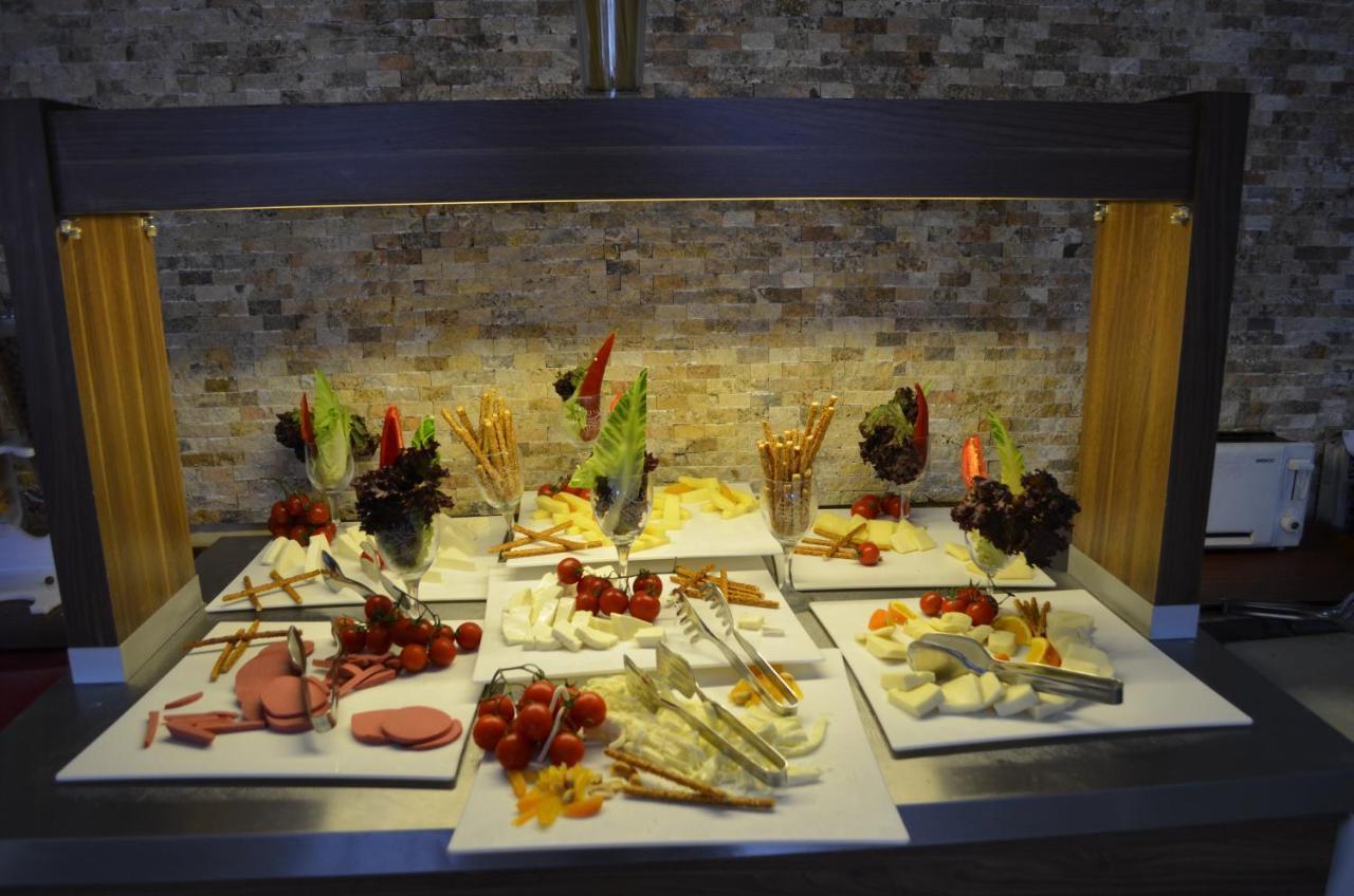 Ayvalik Palas Hotel Екстер'єр фото